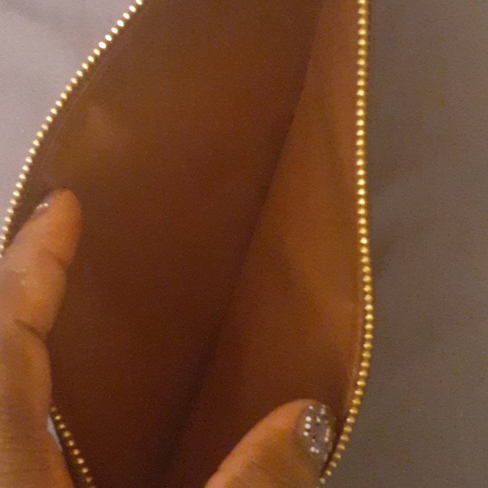 Coach large pouch - Picture 4 of 6